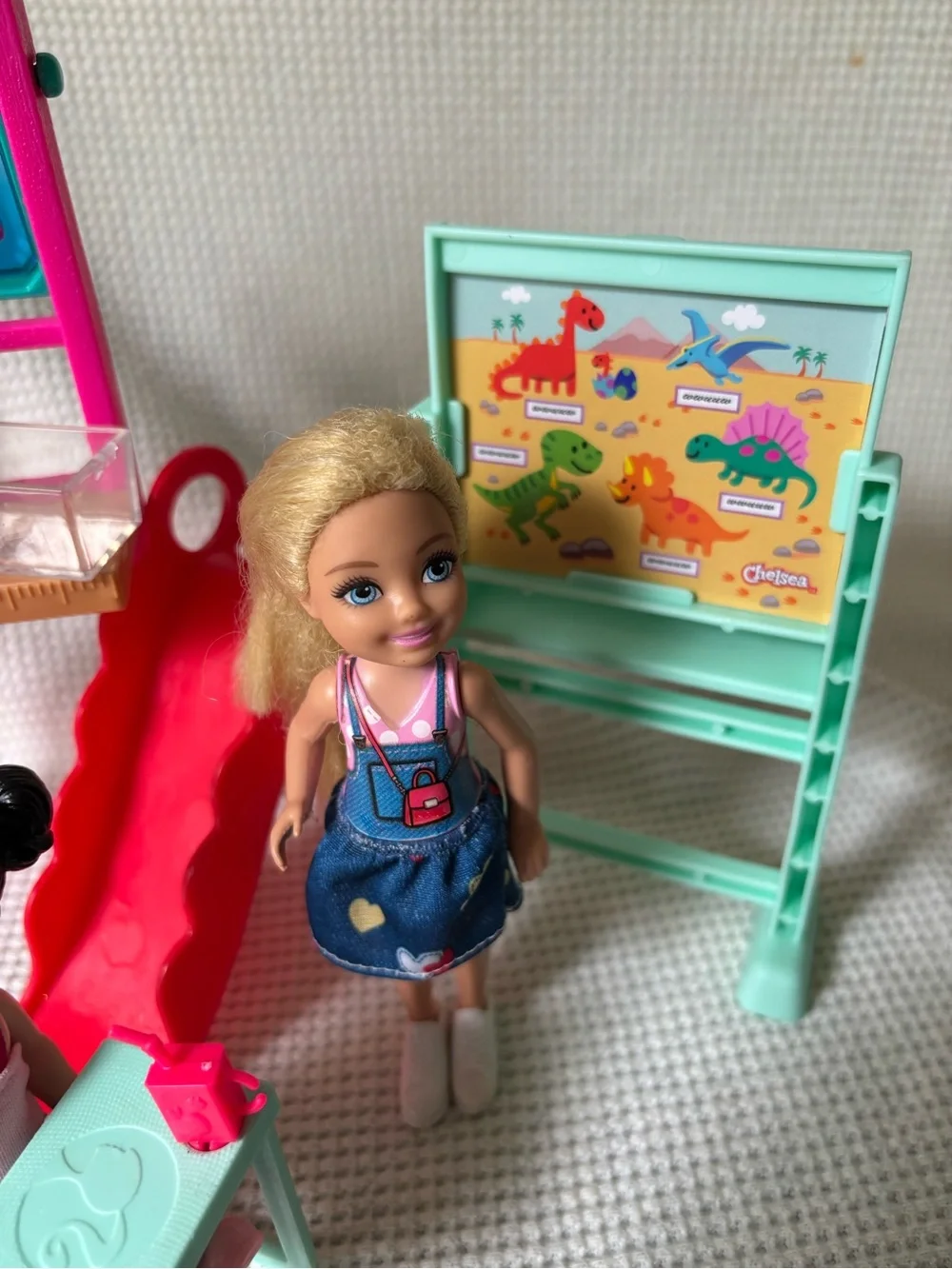 Barbie Kindergarten School doll Easel w space Animals Dino & Chelsea Kelly lot